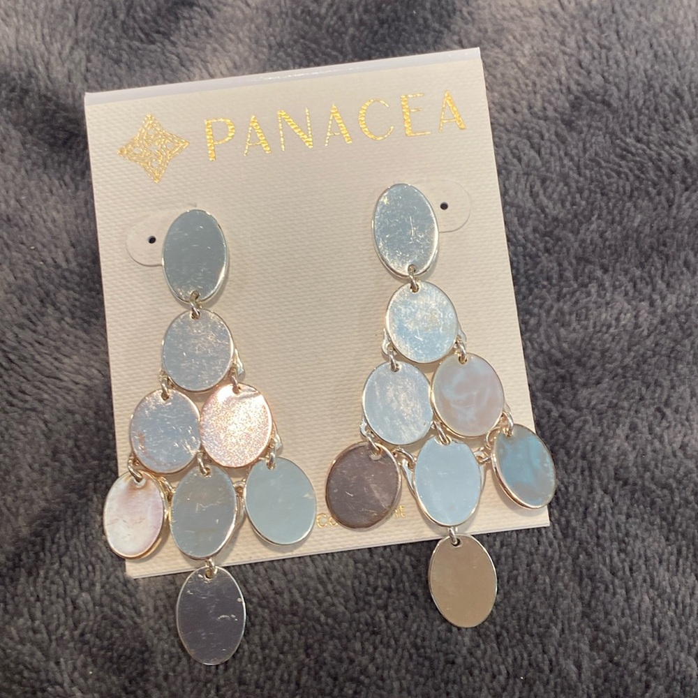 Shiny silver chandelier earrings